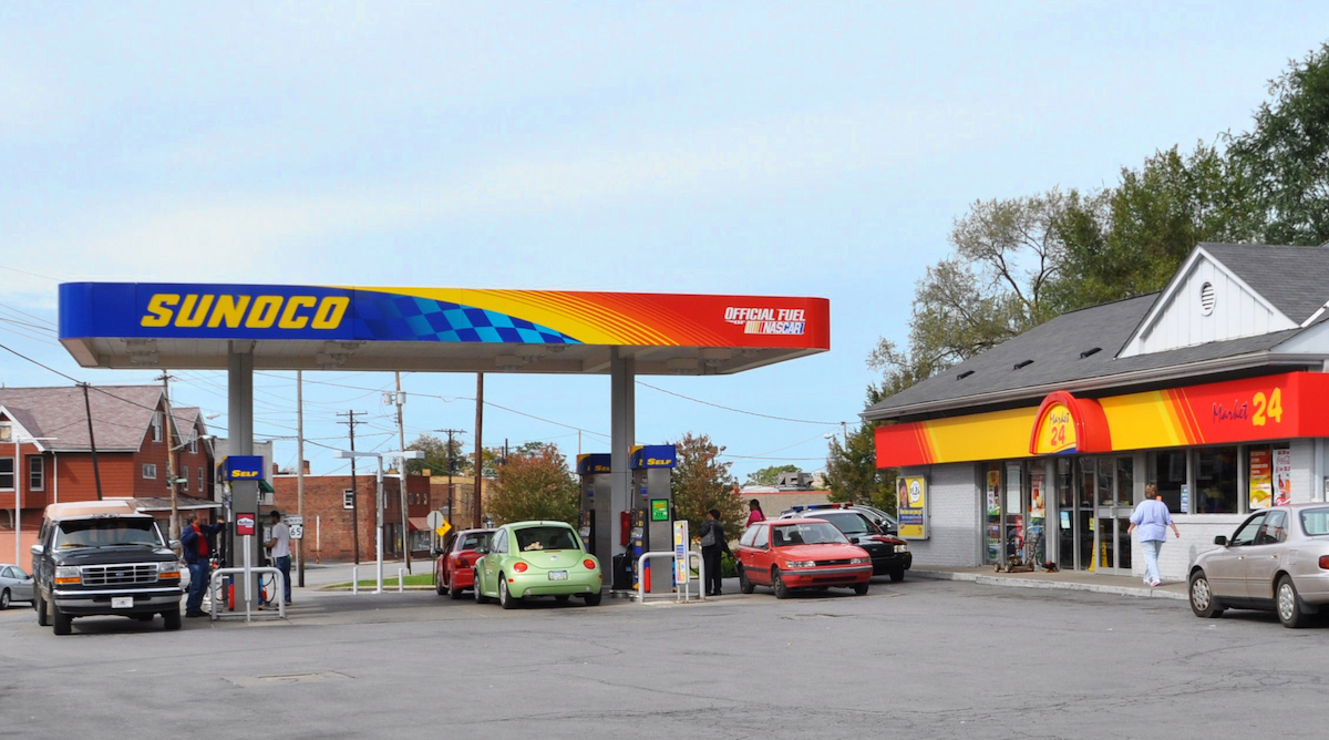 Sunoco gas station and Market24 store