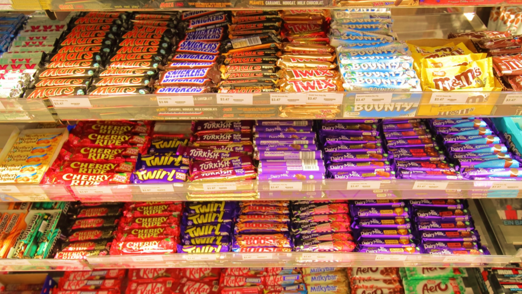 Candy bar display shelves